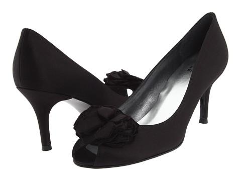 Incaltaminte de lux. Pantofi dama Stuart Weitzman - Hojas - Black Satin