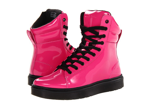 Dr. Martens Bascheti Mix PC Hi Top - Hot Pink Patent Lamper pentru femei. Stilul street urban intalneste stilul clasic in aceasta pereche de adidasi de dama Mix PC Hi Top de la Dr. Martens.