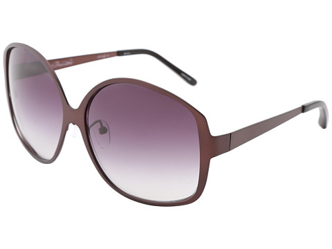 Ochelari de soare, ochelari de dama: Agent Provocateur; Culoare: Mov Pruna. Ochelarii Agent Provocateur, plini de forme retro, desene si modele de vis, au devenit realitate pentru toate fashionistele ce iubesc ochelarii deja vintage ai anilor 60-70. Cu nume inspirate precum Tempt Me, Thrill Me, Satisfy Me, Provoke Me, Admire Me, Delight Me, Electrify Me, puteti fi sigure ca veti impresiona.