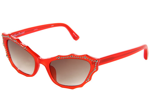 Ochelari de soare, ochelari de dama: Agent Provocateur; Culoare: Rosu Cherry cu maron. Ochelarii Agent Provocateur, plini de forme retro, desene si modele de vis, au devenit realitate pentru toate fashionistele ce iubesc ochelarii deja vintage ai anilor 60-70. Cu nume inspirate precum Tempt Me, Thrill Me, Satisfy Me, Provoke Me, Admire Me, Delight Me, Electrify Me, puteti fi sigure ca veti impresiona.