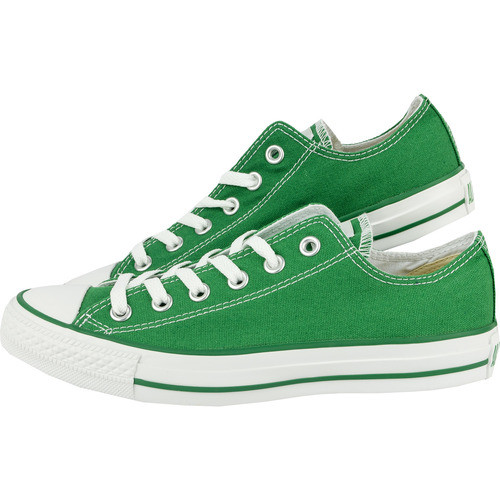 Tenisi unisex Converse  AS Ox 1J792. Converse propune o pereche de pantofi sport  in stilul care i-a consacrat, Chuck Taylor A/S Ox,  potriviti pentru ambele sexe. Simpli, cu o talpa extrem de rezistenta, sunt destinati non-conformistilor si celor care apreciaza lucrurile bine facute si de efect.