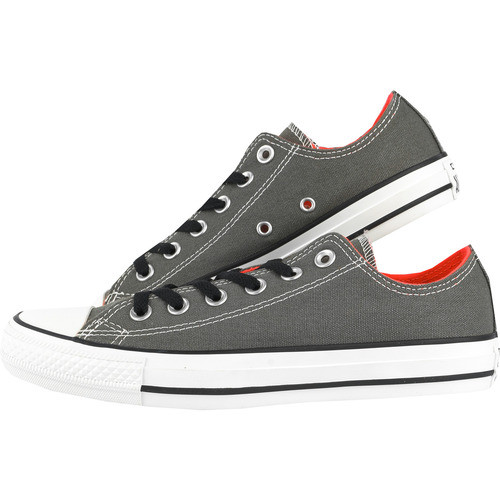 Tenisi unisex Converse Chuck Taylor Double Tong 140063C. Desi la prima vedere par ca respecta acelasi design cu care ne-am obisnuit pana acum la Converse, tenisii Chuck Taylor Double Tong se deosebesc prin faptul ca prezinta doua limbi, una de culoare gri si una neagra. Talpa este una flexibila si comoda, iar pe lateral prezinta doua perforatii pentru a permite aerului sa circule.