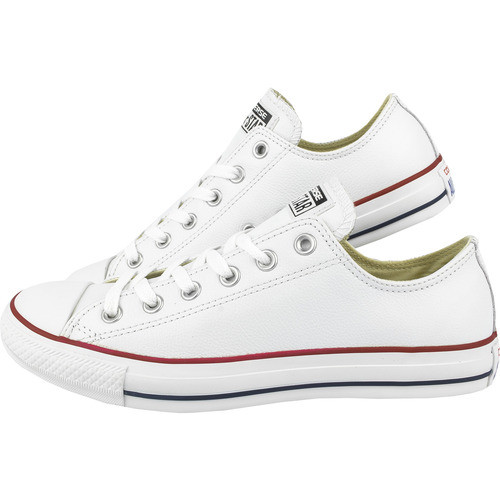 Tenisi unisex Converse Chuck Taylor OX White 132173C. Chiar daca vremea este ploioasa nu trebuie sa renunti la modelul tau de tenesi preferati, de aceea Converse a creat CT OX White din 100% piele la exterior. Cu o talpa flexibila si doua gauri laterale pentru aerisire, acestia sunt foarte confortabili. Iar datorita culorii albe sunt usor de integrat in orice tinuta.