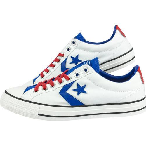 Tenisi unisex Converse Star Player EV Ox 131115C. Iesi in evidenta cu pantofii sport Star Player EV Ox de la Converse. Cu un design modern, logo-ul stilizat imprimat pe partile laterale si o talpa foarte rezistenta, aceasta pereche are toate calitatile pentru a deveni preferata ta. In plus, interiorul moale ii face sa fie usori de purtat intreaga zi. Primesti doua perechi de sireturi: de culoare galbena si rosie.
