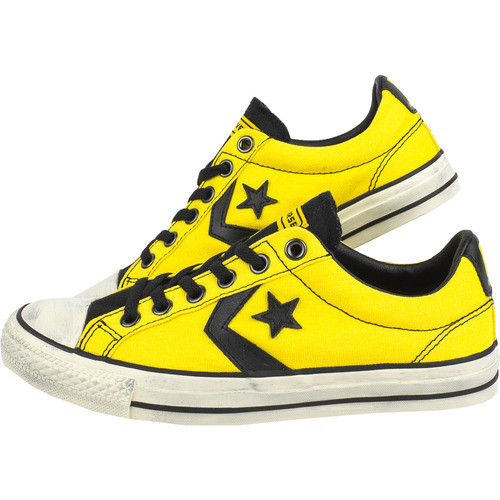 Tenisi unisex Converse Star Player EV Ox Lemo 131113C. Star Player in varianta pe galben vin acum sa aduca un plus de culoare in garderoba ta! La fel de rezistenti ca intreaga colectie, acestia au un design inedit prin culoarea talpii si contrastul galben-negru.  Vin impreuna cu doua perechi de sireturi ce urmeaza aceeasi gama de culori.