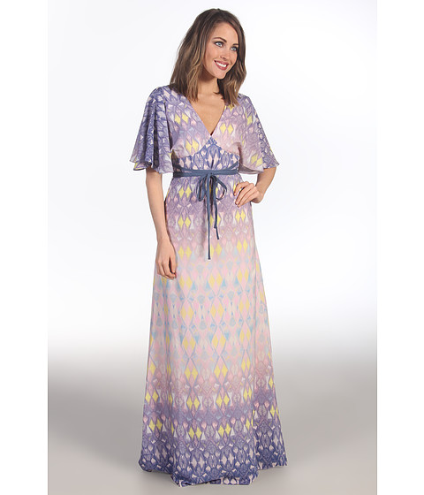 Rochie de vara Badgley Mischka. Cei doi designeri de lux newyorkezi ce formeaza cuplul Badgley Mischka iti pot fi alaturi complimentandu-ti rochia de seara, de domnisoara de onoare, de o iesire cocktail sau de nunta.